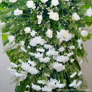 Heavenly Ivory Wreath